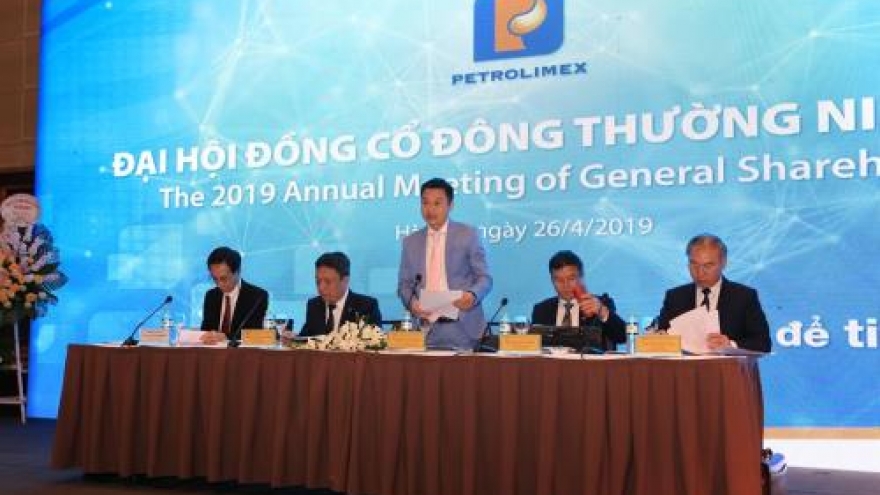 Petrolimex focus on divestments and restructuring in 2019