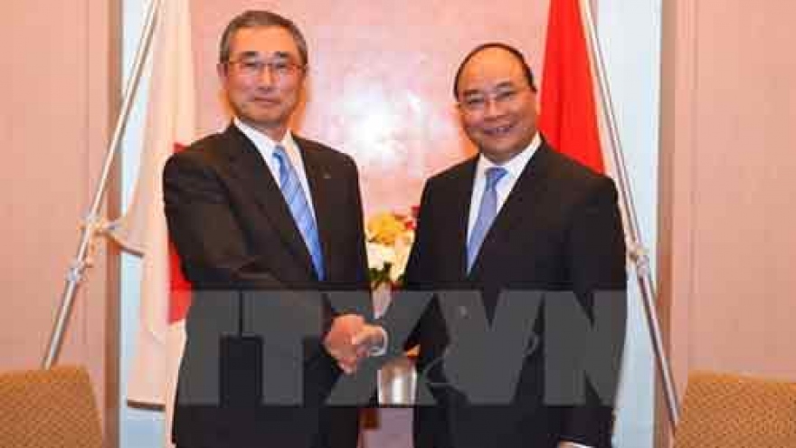 
        PM holds bilateral meetings on sidelines of expanded G7 Summit
                              