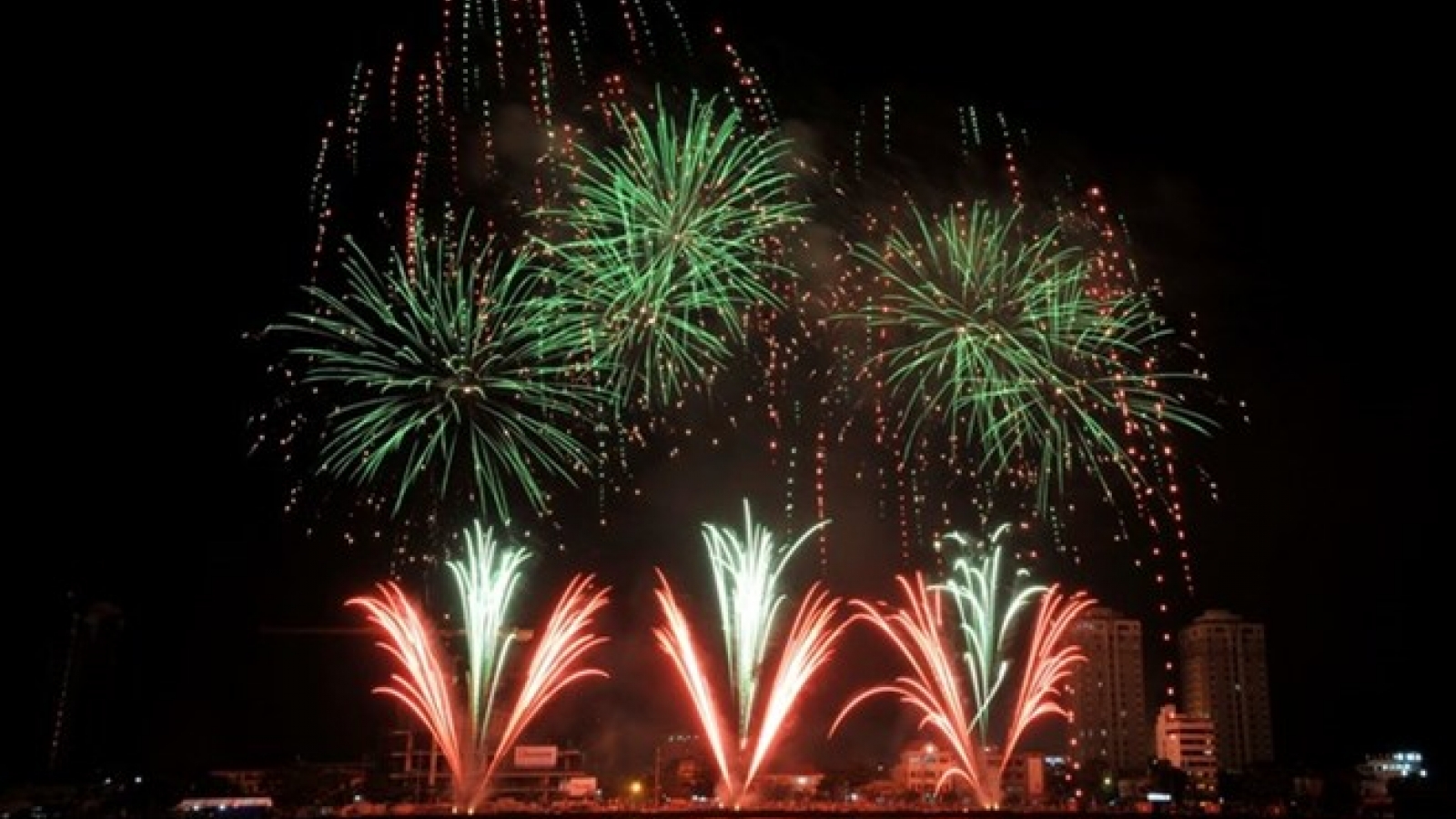 International teams set for Da Nang Fireworks festival