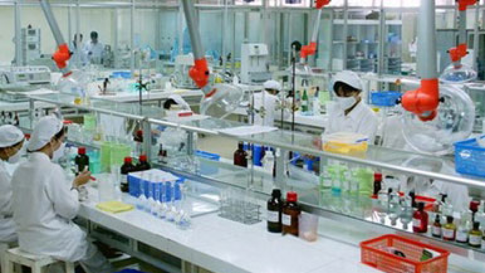 HCM City exhibition helps expand int’l pharmacy market