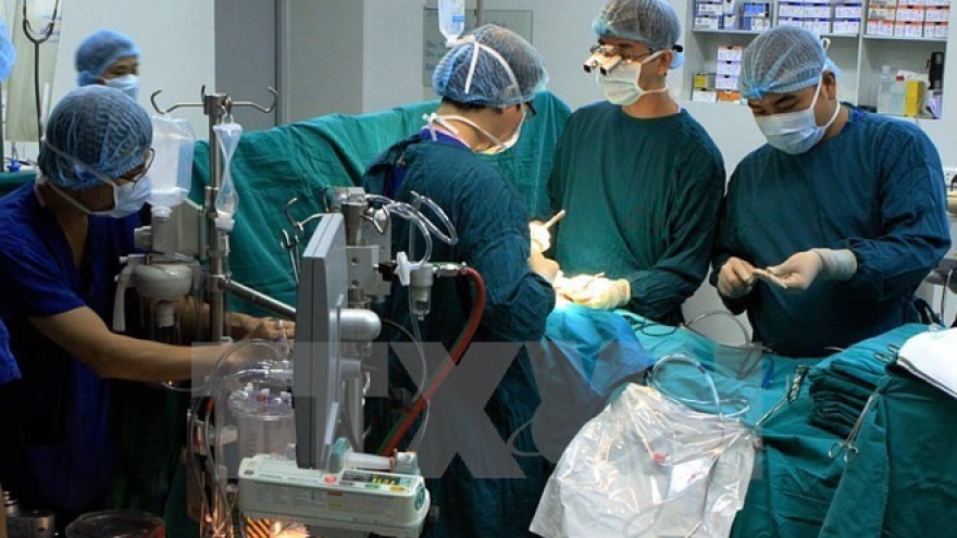 
        HCM City hospital performs 100 heart surgeries
                              