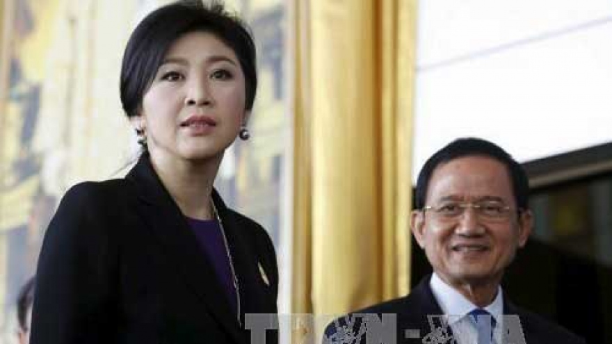 Red shirts party defends former Thai PM over rice pledging scheme