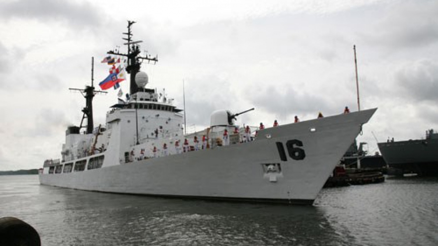 Philippine naval ship visits Cam Ranh port