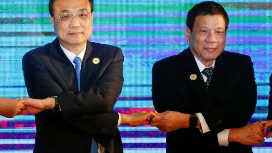 Tensions over South China Sea belie summit cordiality