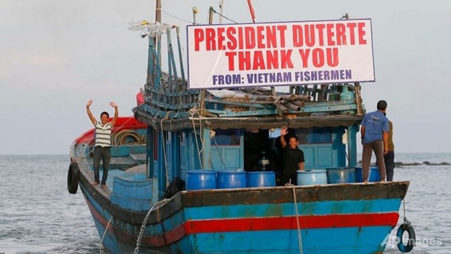 President thanks Philippine leader for releasing fishermen