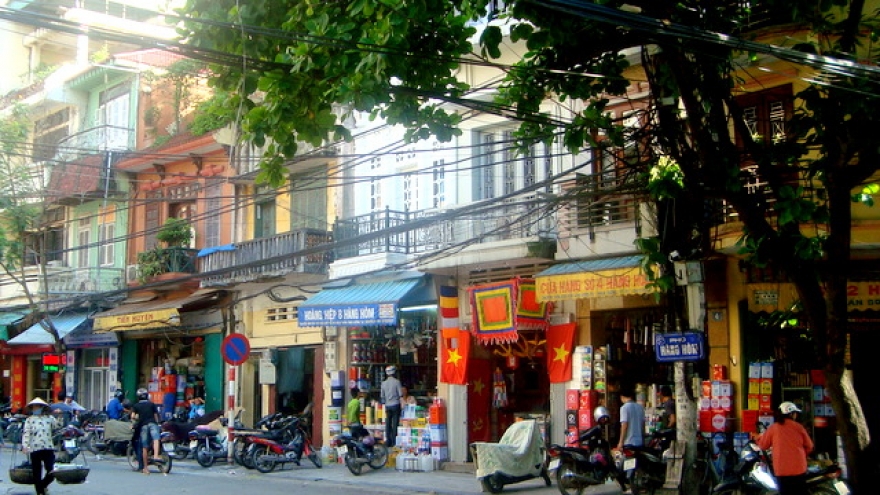 Hanoi runs four free tours for travelers