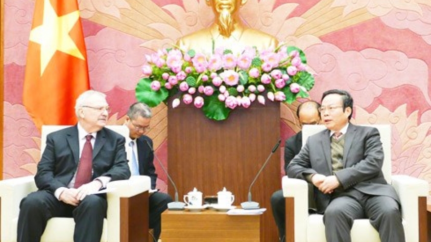 NA Vice Chairman receives US-ASEAN Business Council delegation