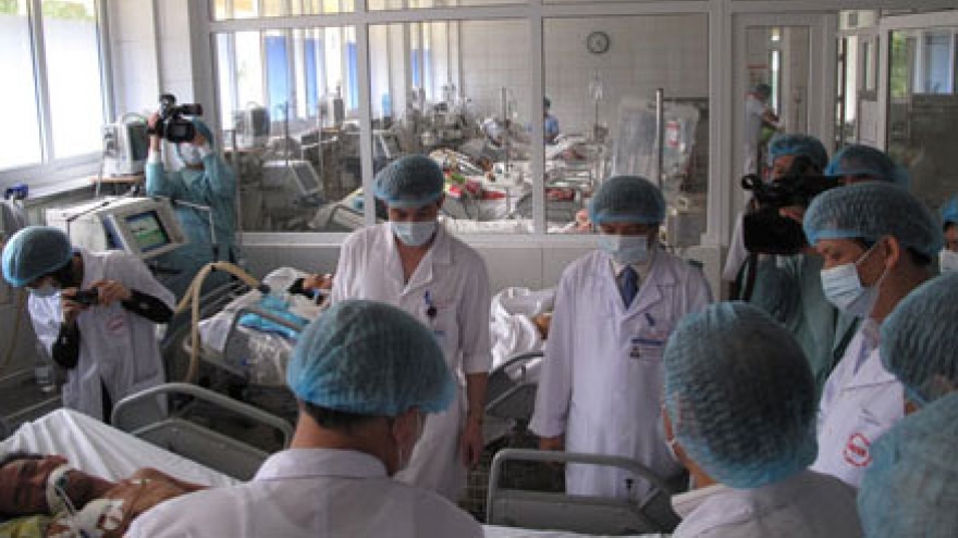 
        Deputy PM: Medicine indispensable to TB treatment
                              