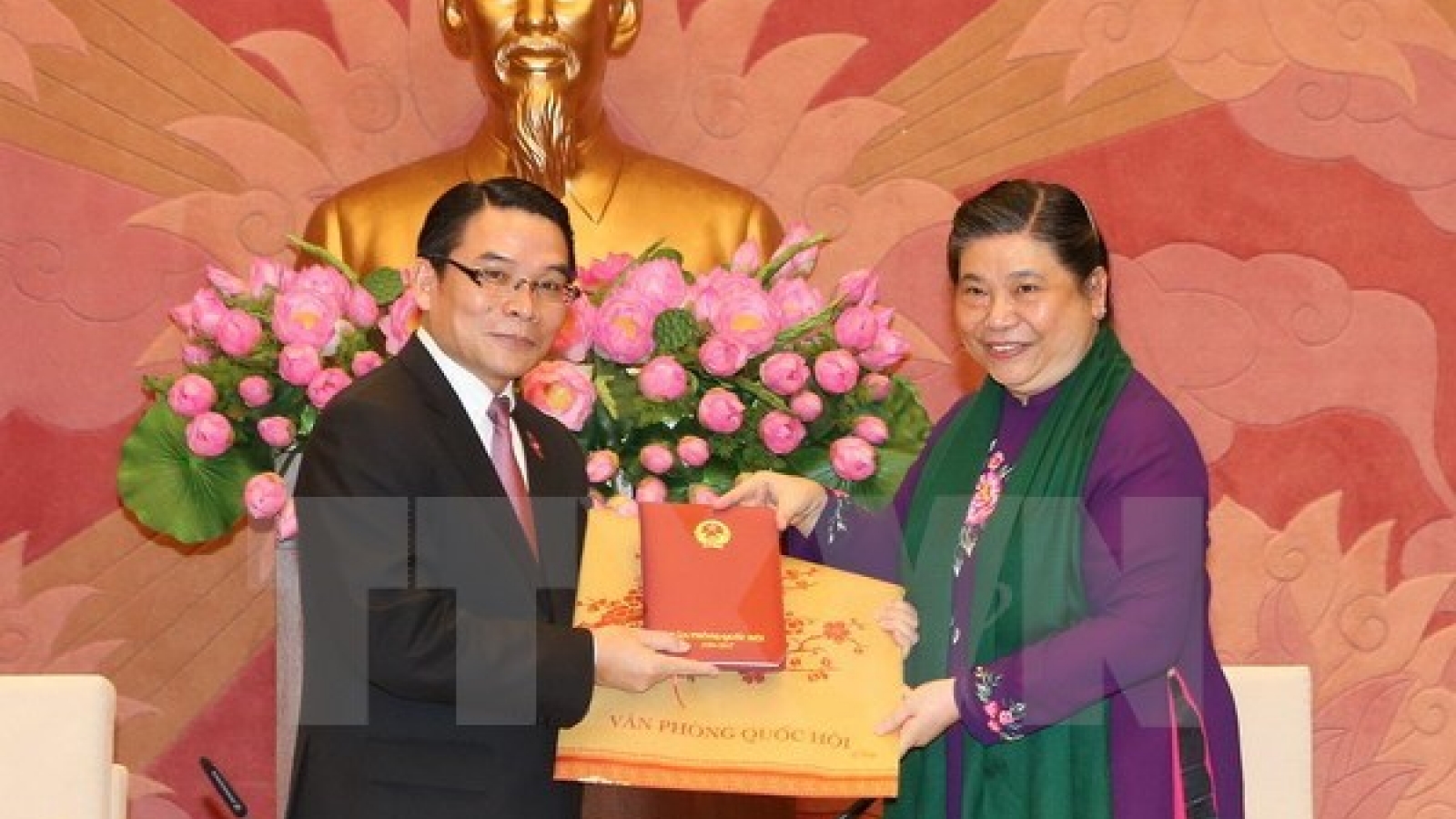Friendship groups asked to promote Vietnam-Laos ties