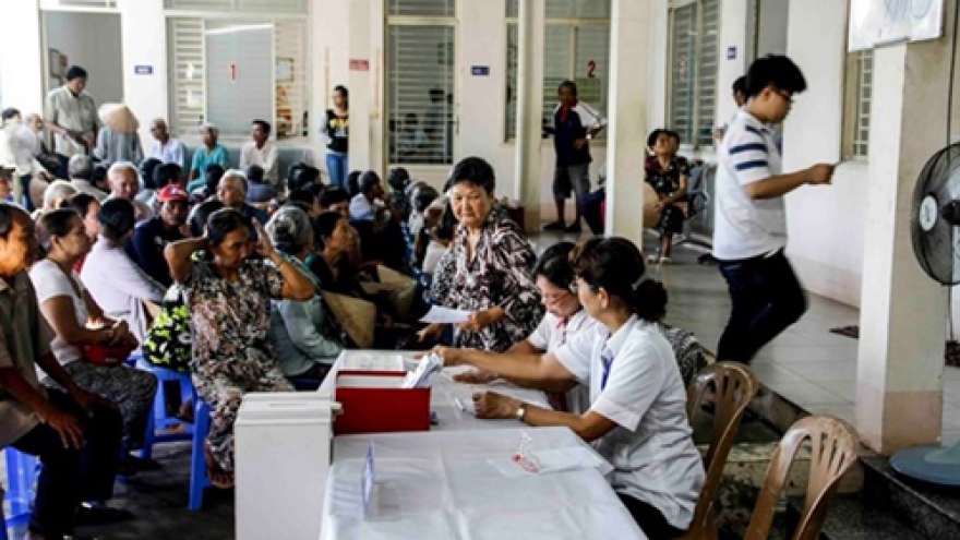 Free clinic in Can Tho helps poor patients