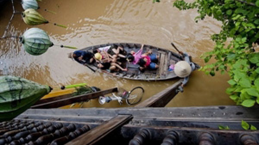 Photo exhibition spotlights Vietnamese heritages
