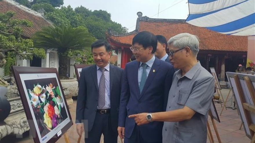 “Hanoi in me” photo exhibition marks Hanoi’s Liberation Day