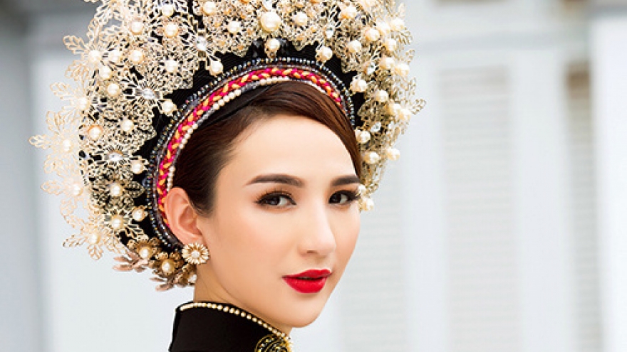 Ngoc Diem graceful in designs by Minh Chau