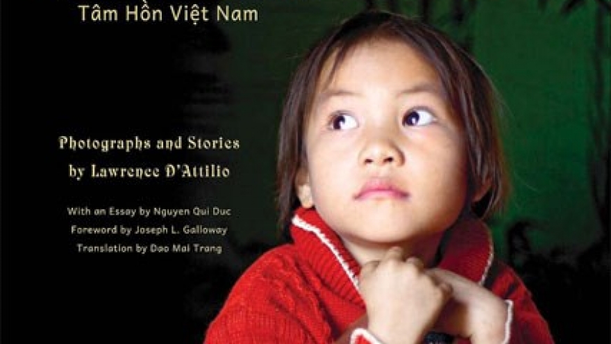 US photographer launches Vietnam photo book