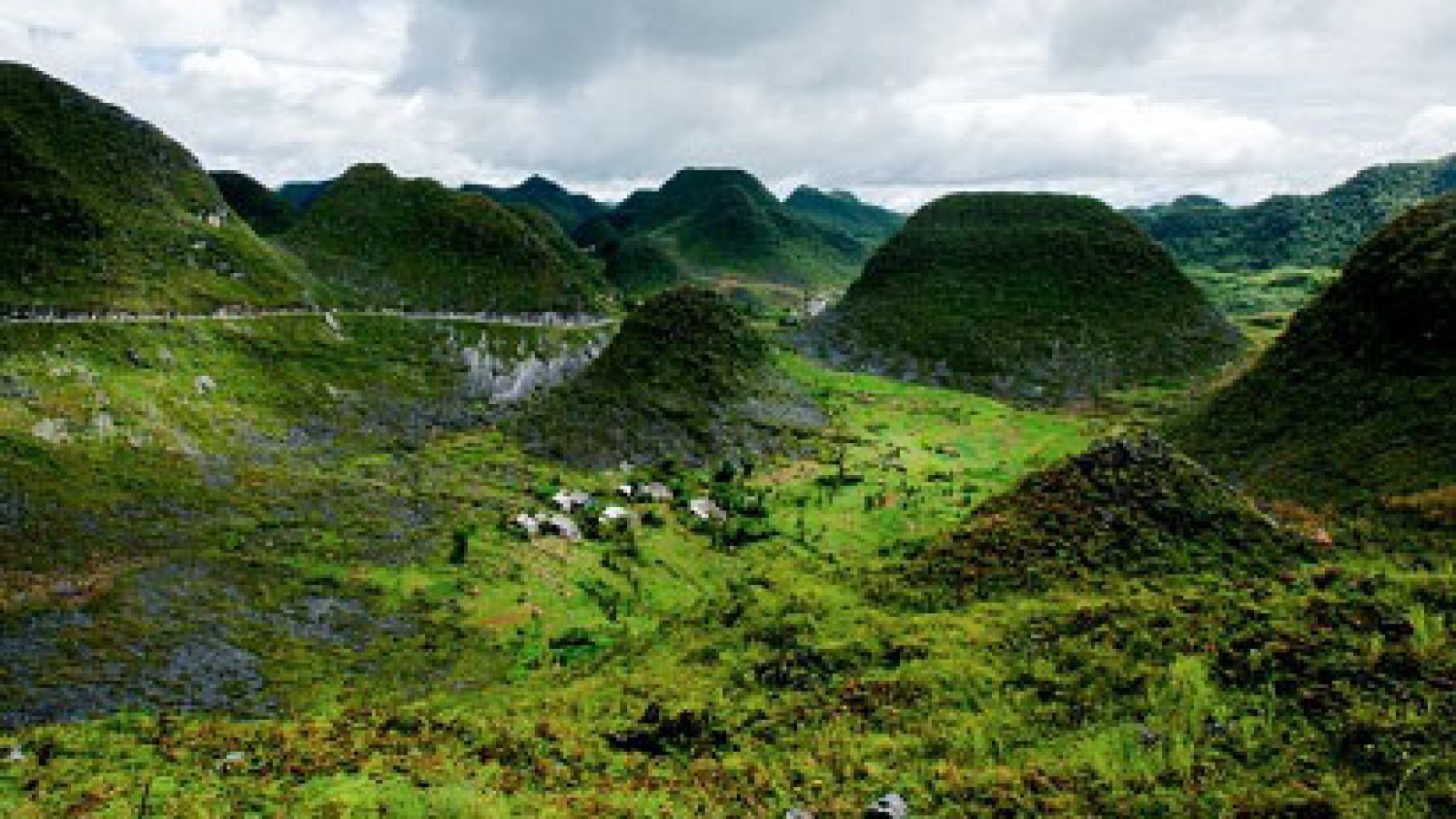 Vietnam photos by Réhahn Croquevielle - Business Insider