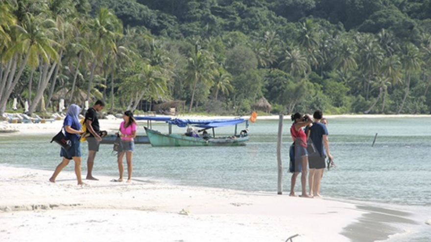 Phu Quoc-Guangzhou air route to open in 2016