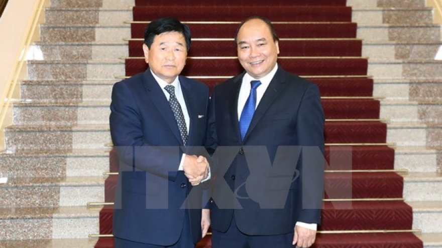 PM Phuc hosts former RoK city governor