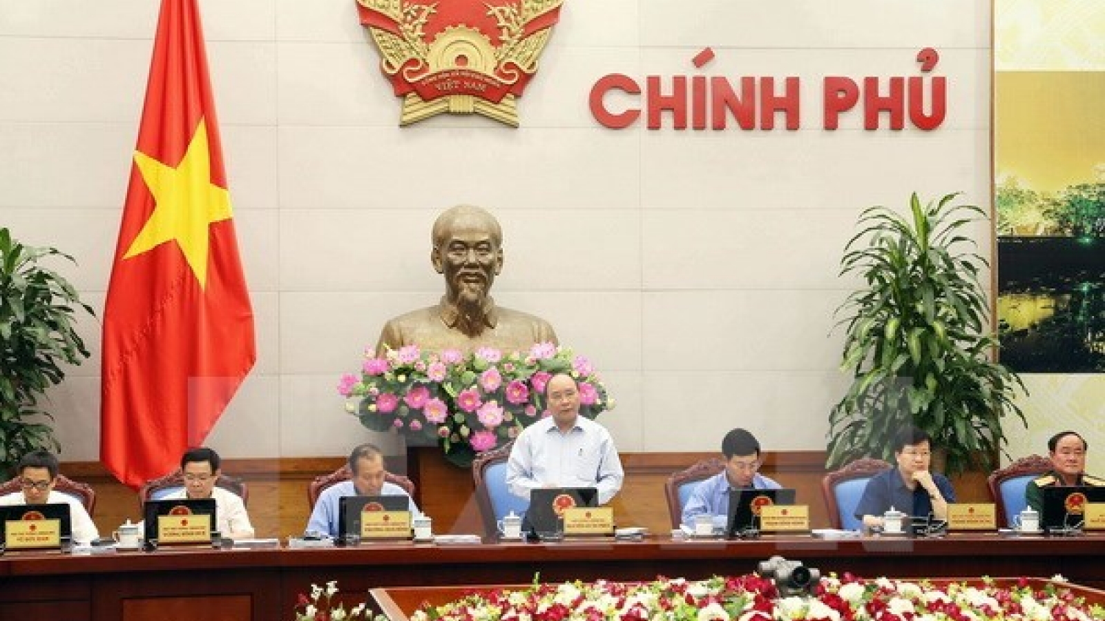 Government holds symposium on law making