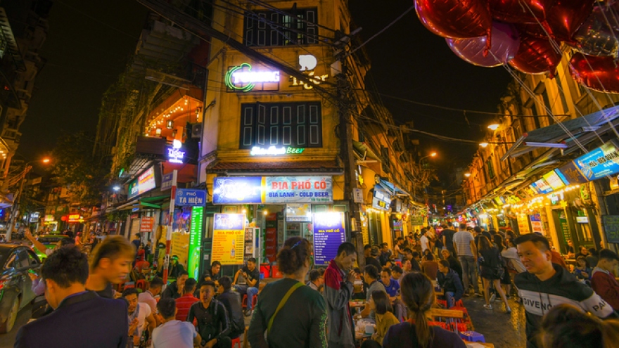 10 places to enjoy a full night in Hanoi