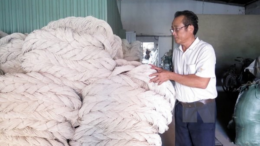 DOC stops anti-dumping investigation against VN polyester fibre