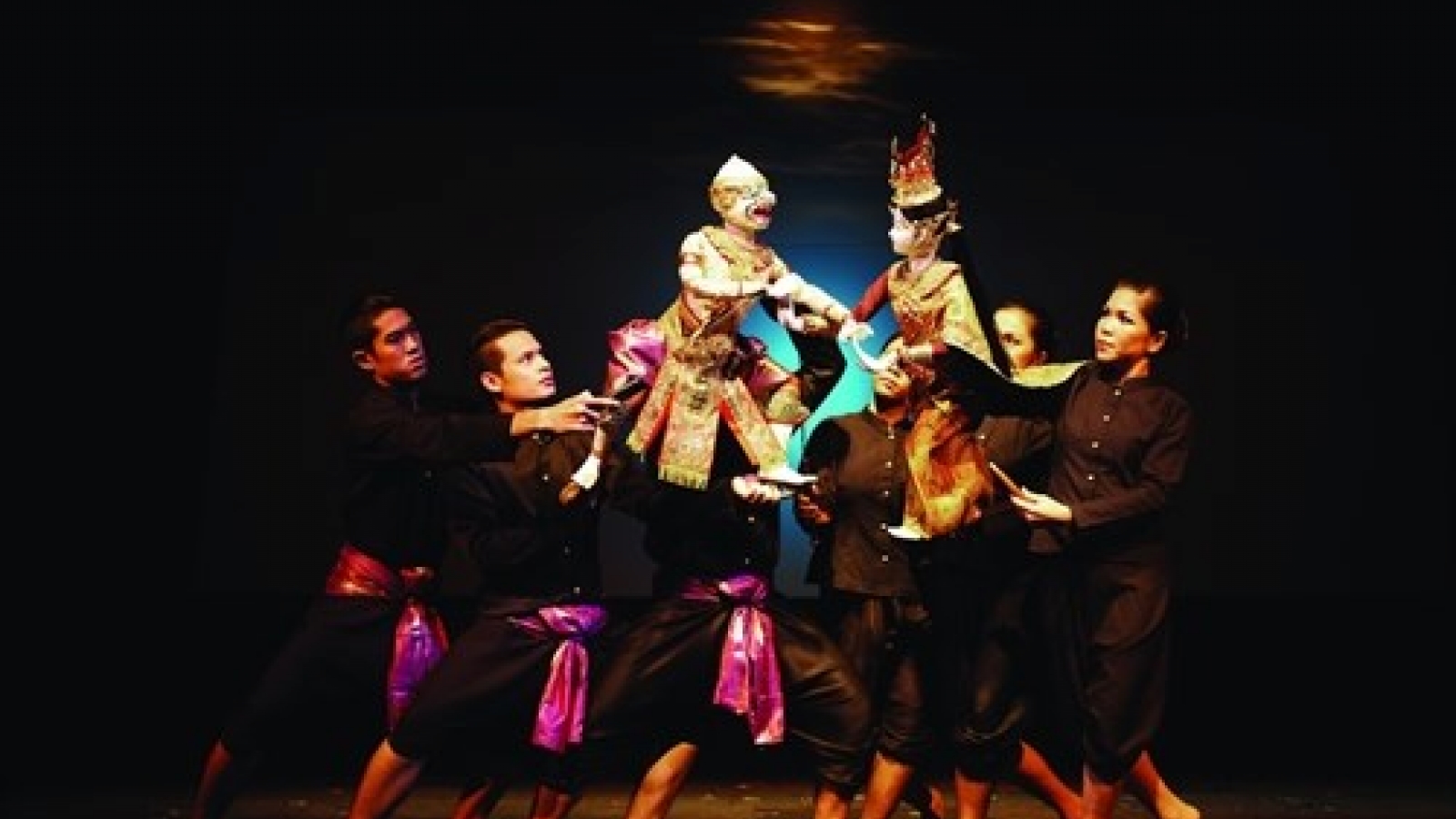 Thai traditional puppet show at Hanoi Opera House