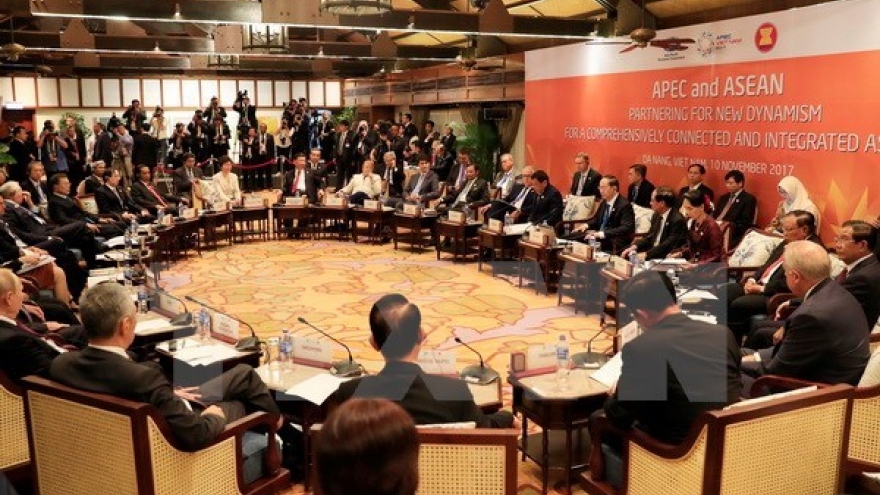 Chair of APEC-ASEAN Leaders' Informal Dialogue issues press statement