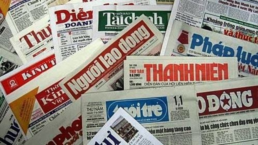 Vietnamese press exhibition underway in Laos