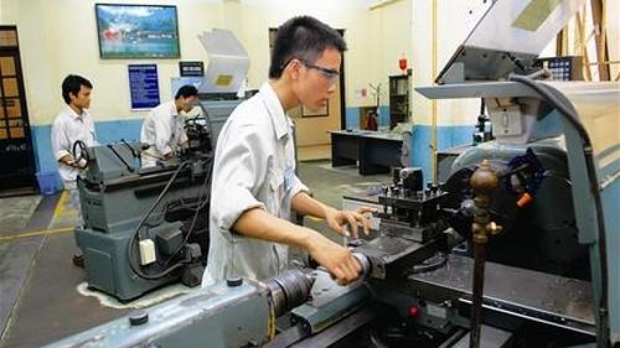 PM urges promptly implementing key tasks