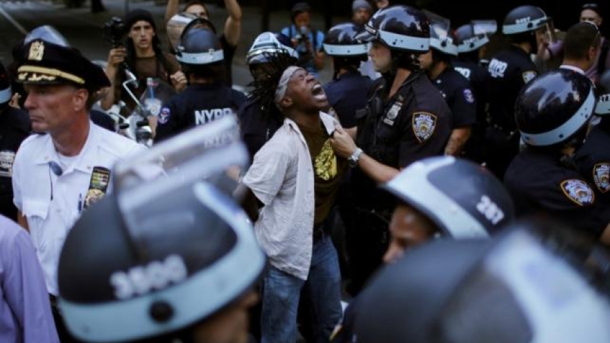 Protesters mass after another police shooting of black man in US