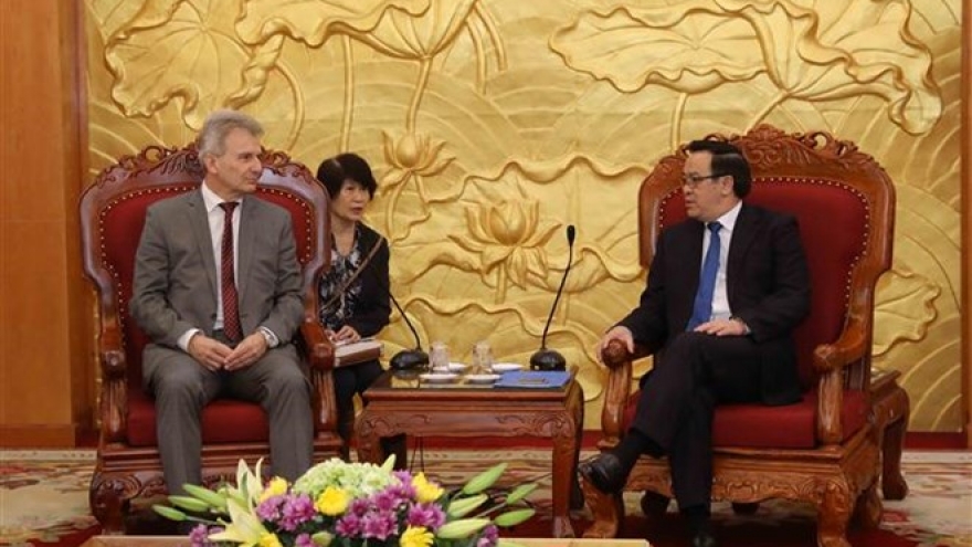 Vietnamese, Austrian trade unions boost cooperation