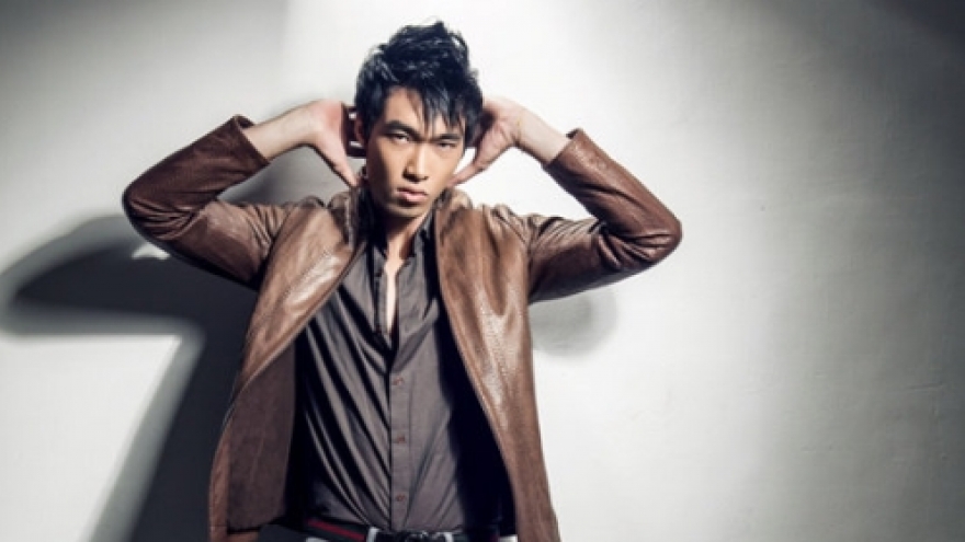 Quang Huan competes for 2012 Manhunt Int’l title   