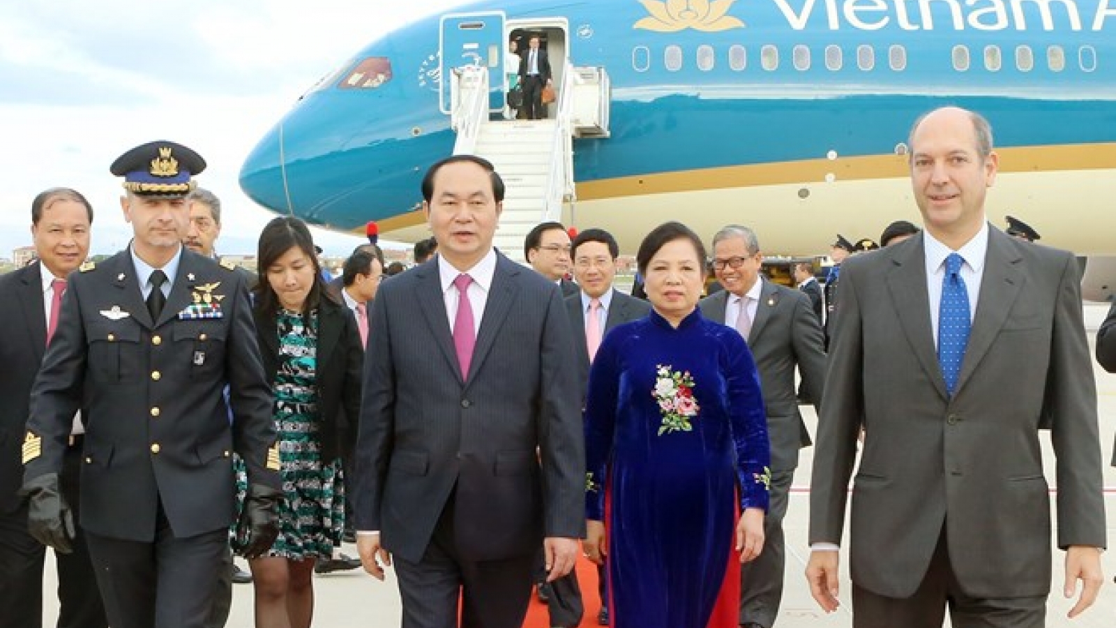President Tran Dai Quang begins State visit to Italy