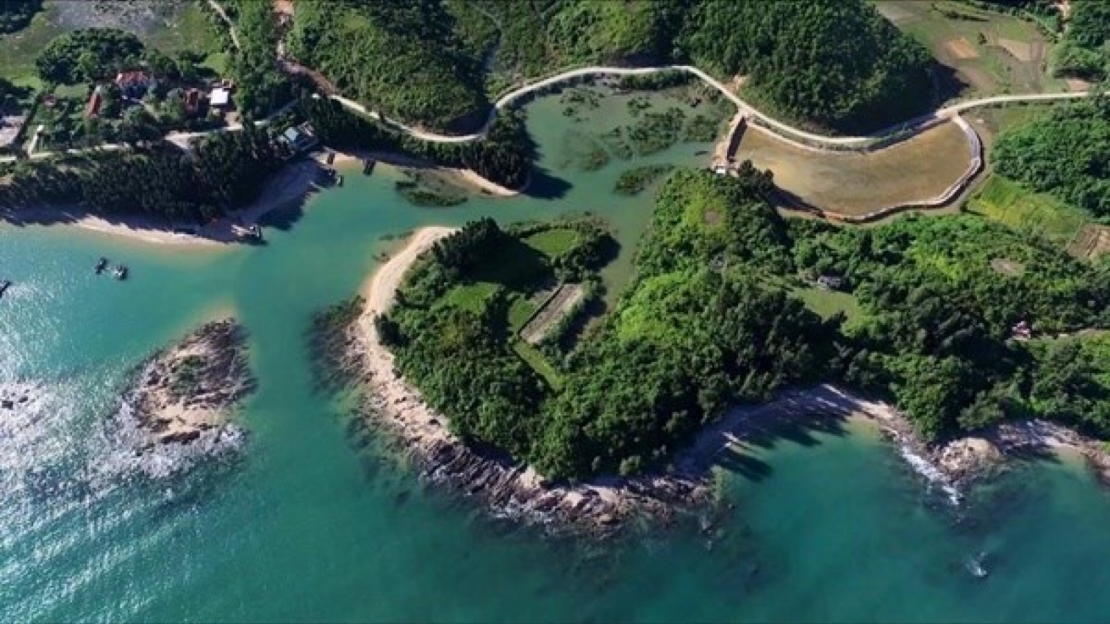 Quang Ninh to unlock tourism potential of Cai Chien island