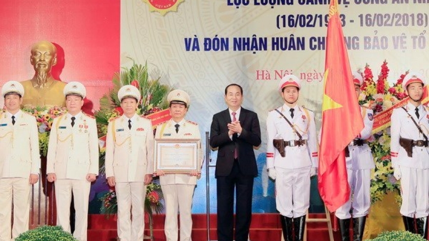 President awards Fatherland Defence Order to guard force