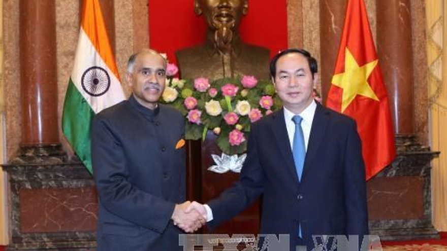 President greets incoming ambassadors