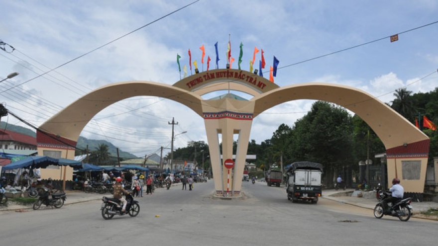 
        RoK funds US$33 mil transport project in Quang Nam
                              