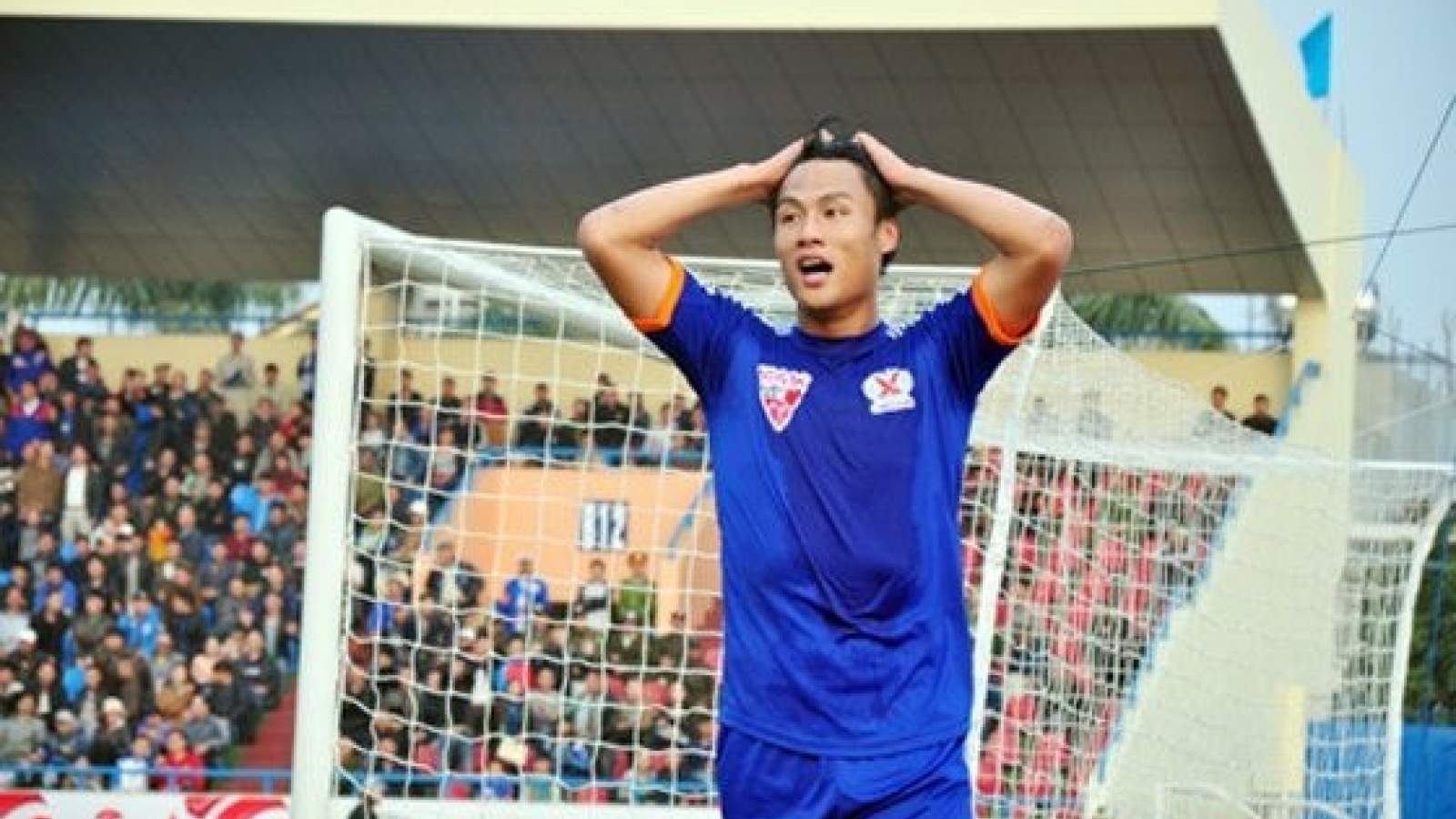 10-man Quang Ninh Coal lose to Home United at AFC Cup