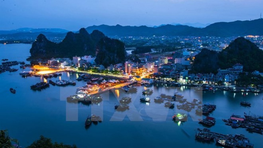 
        Quang Ninh removes small industrial facilities from residential areas
                              