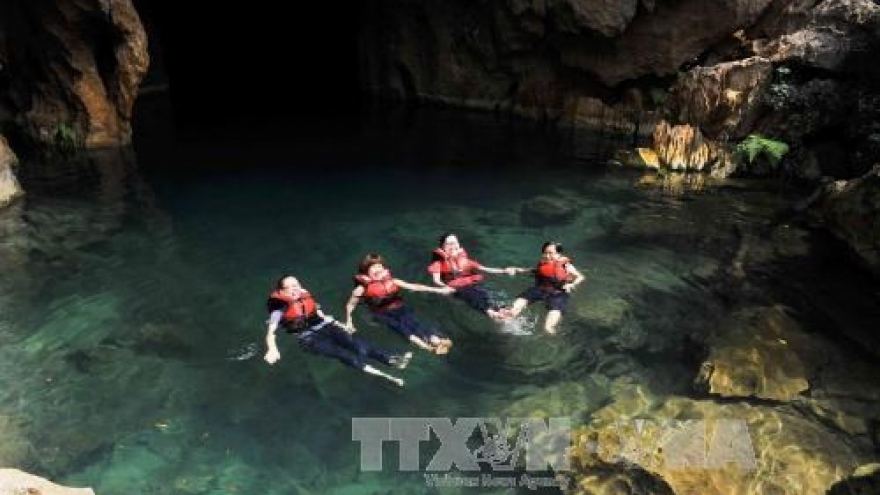 Quang Binh tourism recovers from sea environmental incident