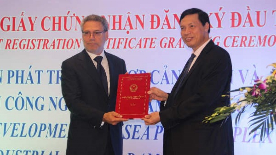 Quang Ninh licenses seaport complex project