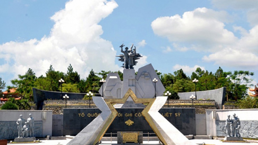 National Route 9 symbolizes Vietnam-Laos friendship