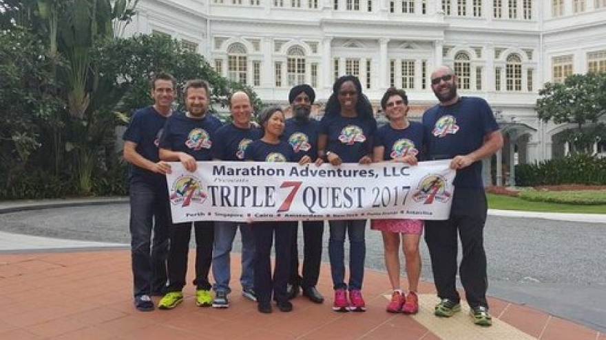 70-yr-old Vietnamese-American runner trumps ‘Triple 7’ marathon quest