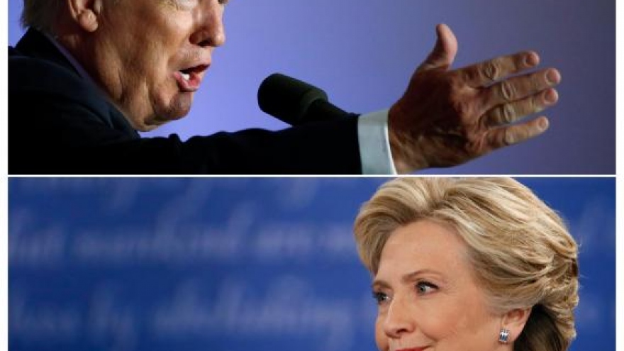 Trump, Clinton court voters in swing states three days before election