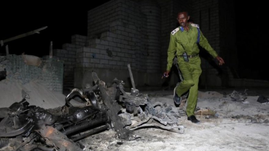 Al Shabaab claims fatal car bomb attack near Somali parliament