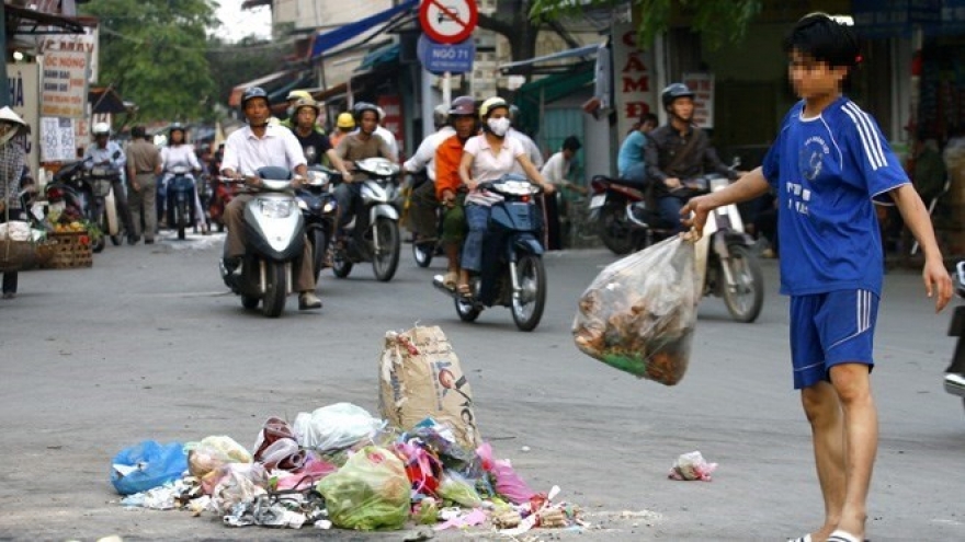 Public ignore stiff fines for littering