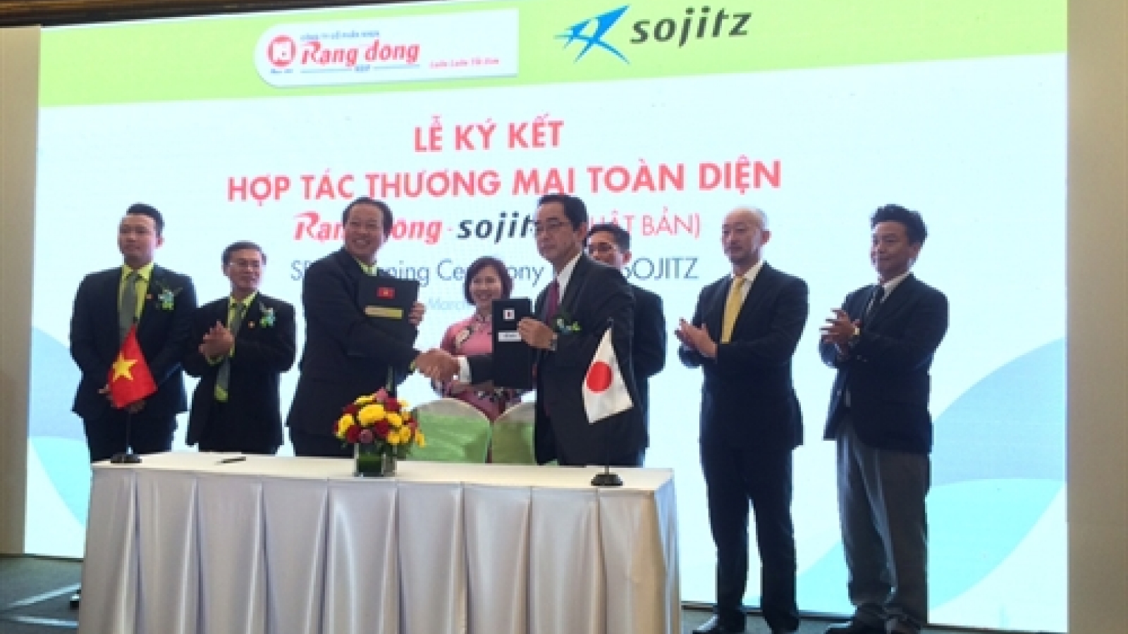 Rang Dong Plastic JSC signs strategic deal with Sojitz Pla-Net