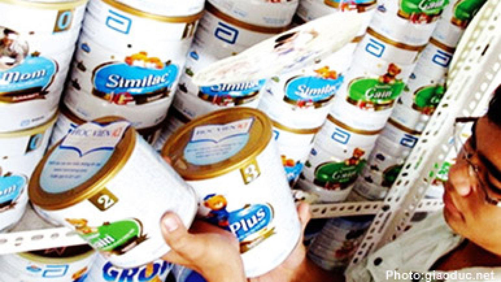 Abbott destroys imported milk in Vietnam