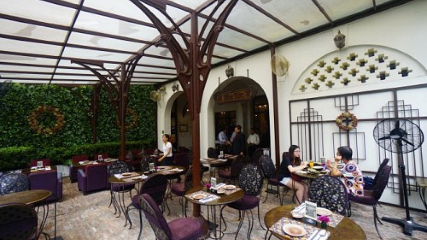 Female restaurateurs run bistros in style in HCM City