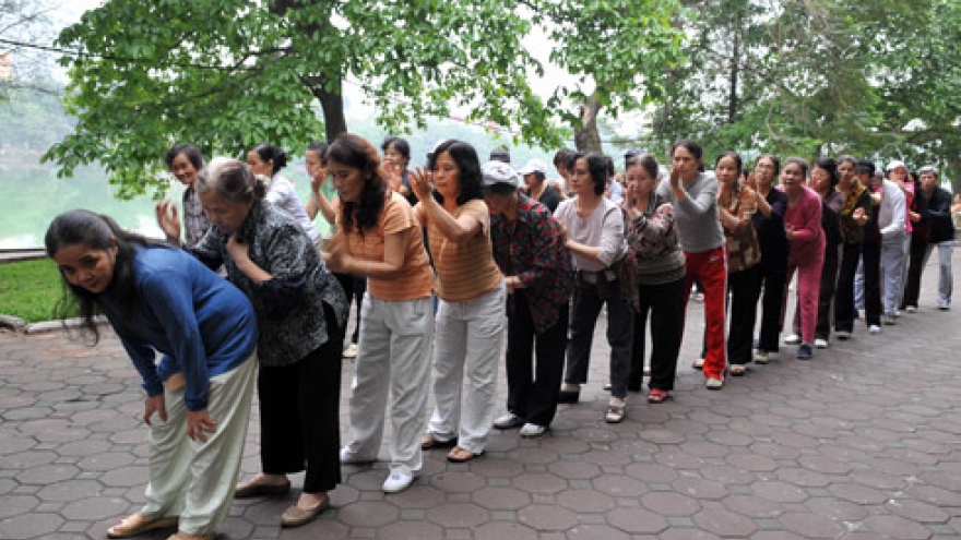 Vietnam's labor ministry still dithering over raising retirement age