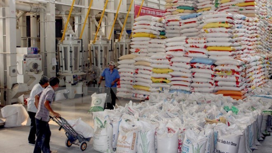 Indonesia to import 1 million tonnes of rice from Vietnam